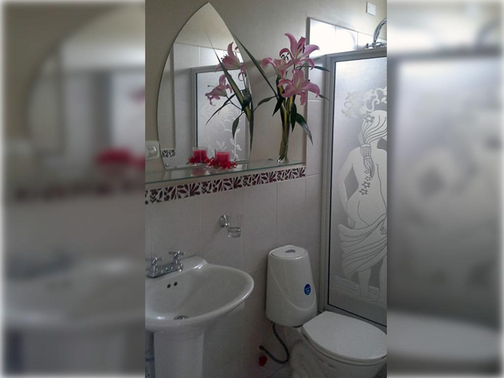Hotel Las Gardenias Cuenca Bagian luar foto