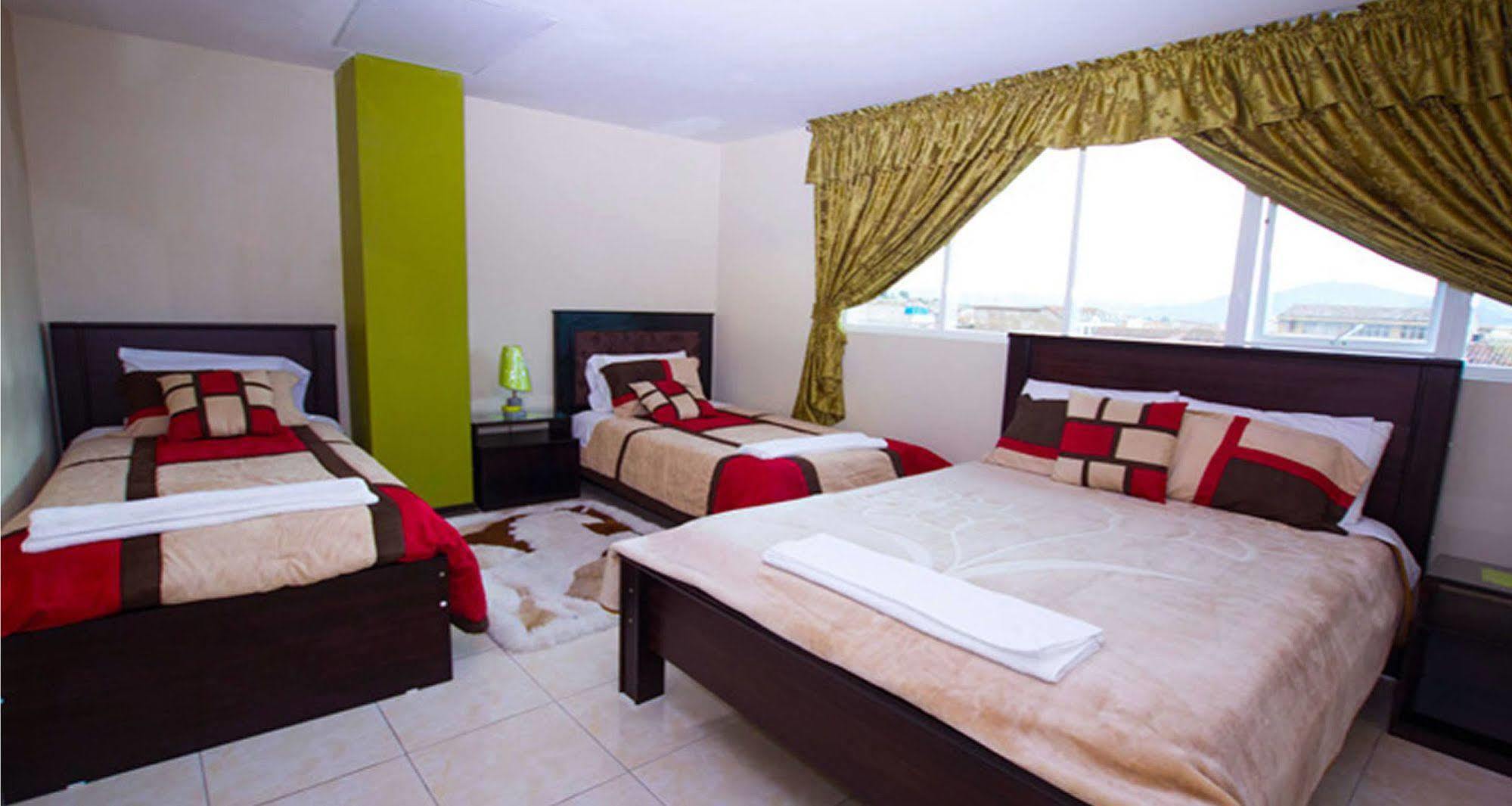 Hotel Las Gardenias Cuenca Bagian luar foto